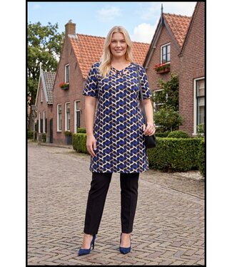 Magna Schwarz Magna Kleid