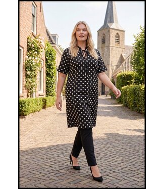 Magna Schwarz Magna Kleid