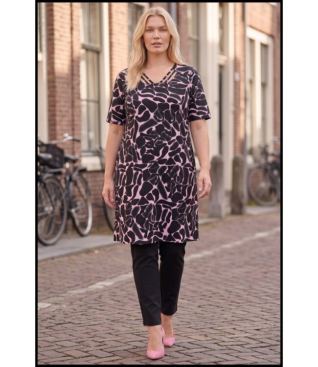Schwarz Magna Kleid