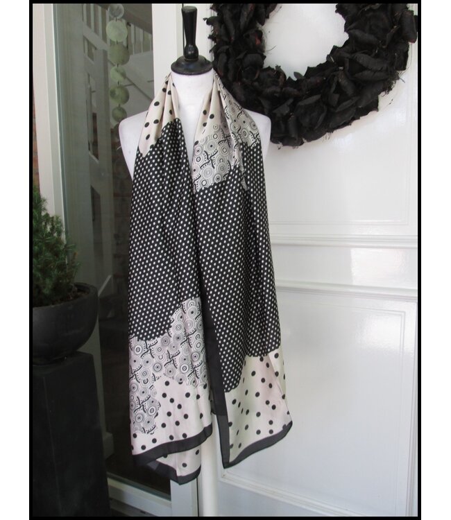 Black Shawl