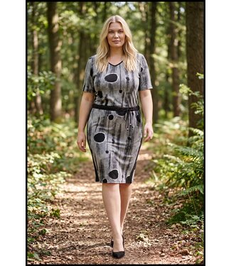 Magna Schwarz Magna Kleid