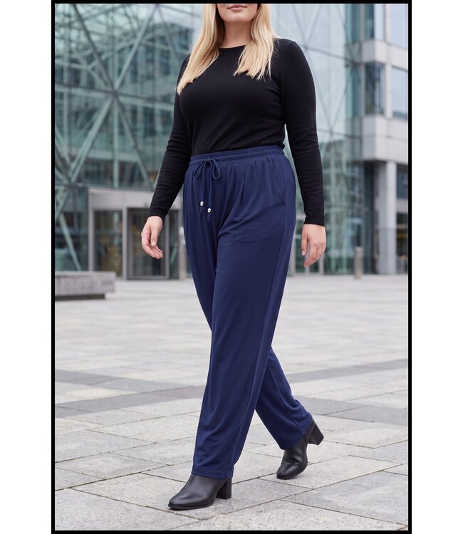 Blau Magna Hose