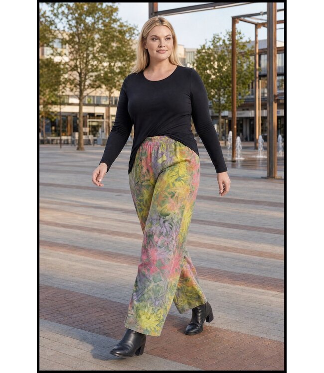 Rosa Magna Hose