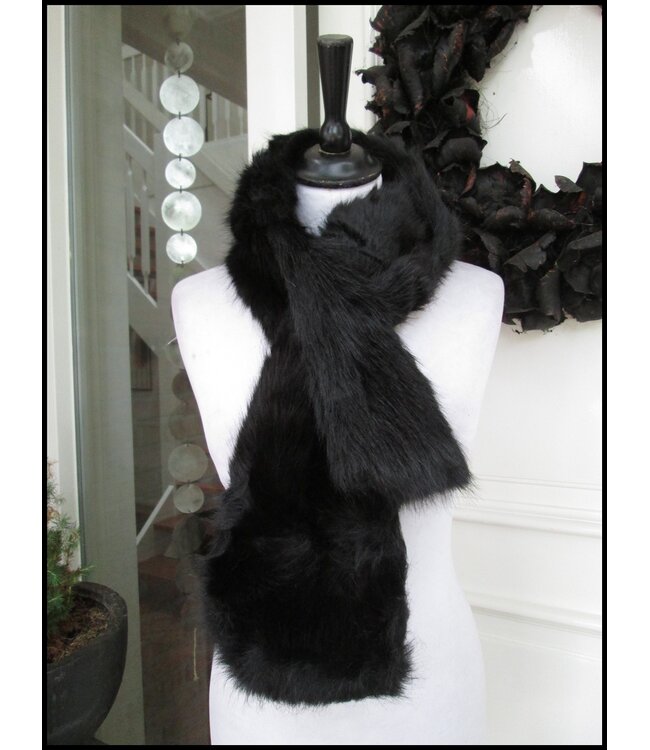 Black Melody Shawl