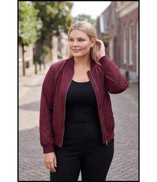 Magna Red Magna Coat