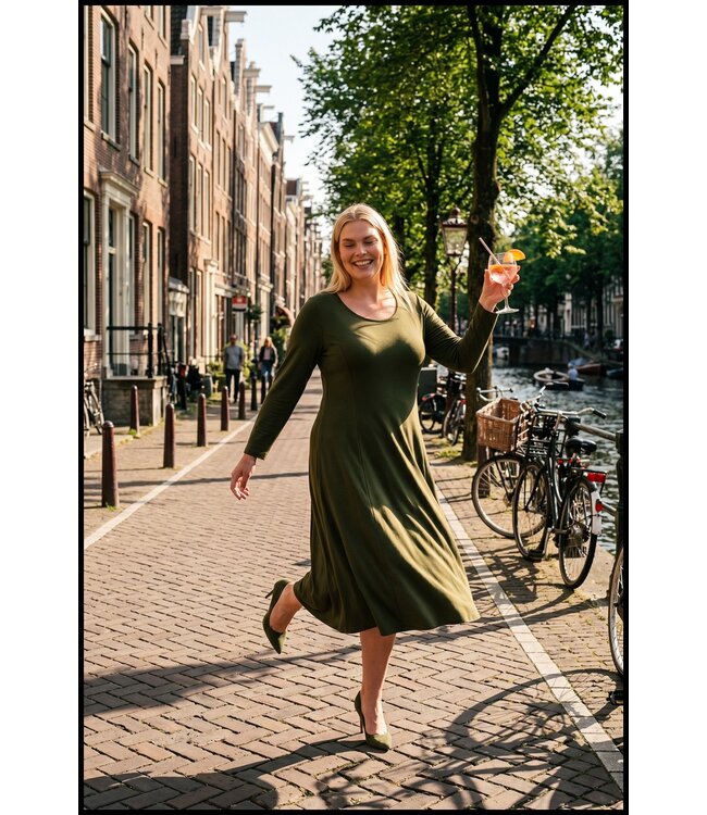 Olijf Travel Magna Jurk