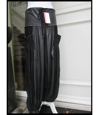 Magna Black Magna Pants