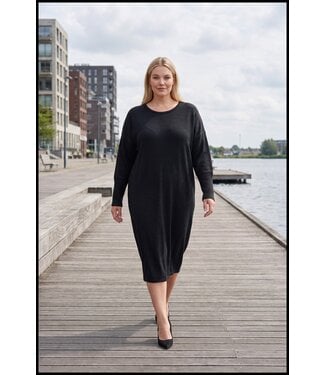 merkloos Black Dress