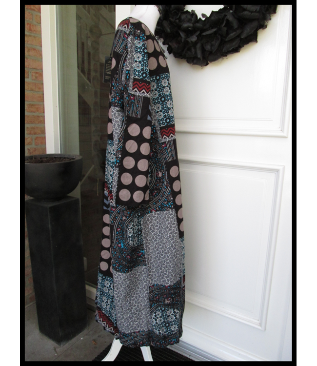 Schwarz Kleid