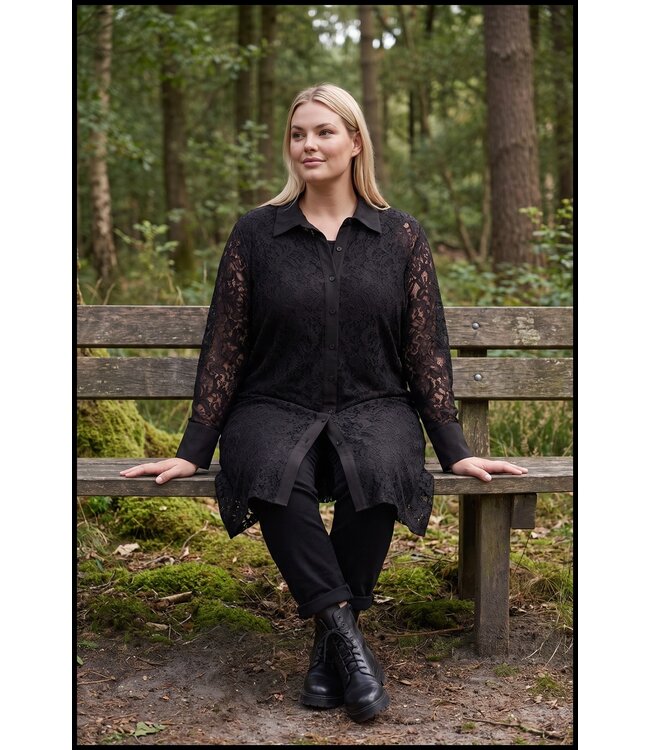 Kanten Magna Blouse