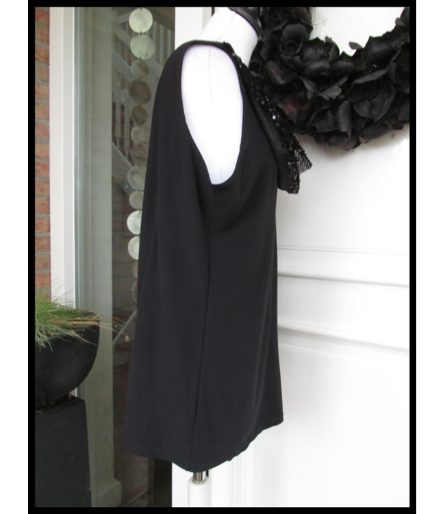 Black Magna Tunic
