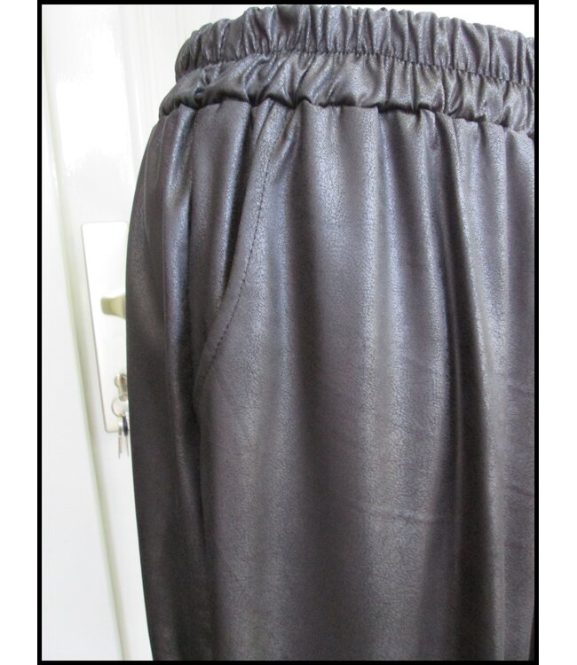 Black Magna Pants
