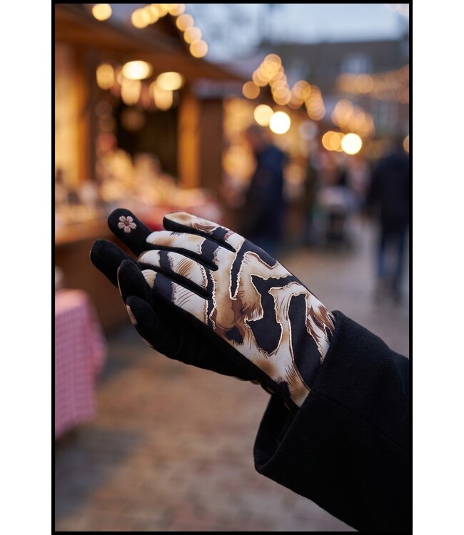Black Gloves