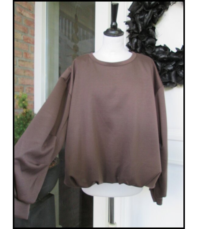 Braun Sweater