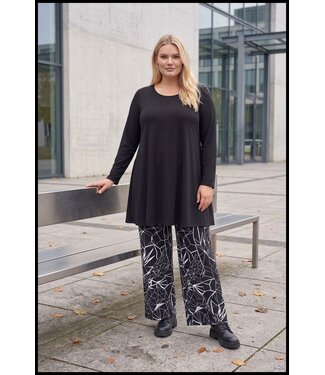 Magna Black Magna Pants