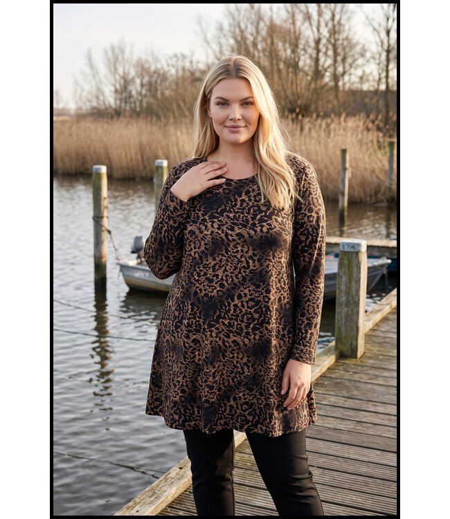Black Magna Tunic