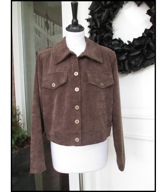 Braun Magna Mantel