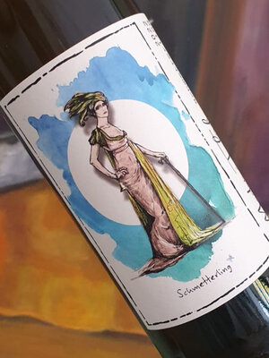 Madame Flöck Schmetterling white wine 2022