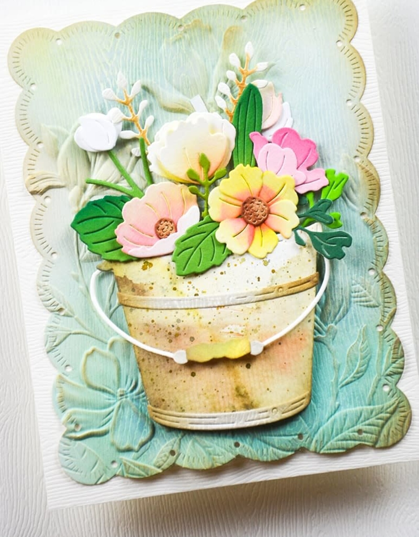 Memorybox Memorybox  Garden Pail Bouquet craft die 94889