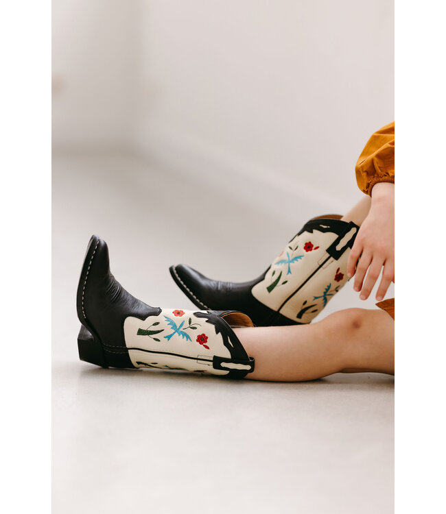Bootstock bluebird black boots