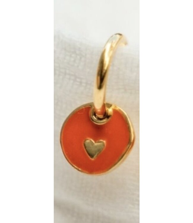 Selva Sauvage Oorbel ring red circle engraved with heart