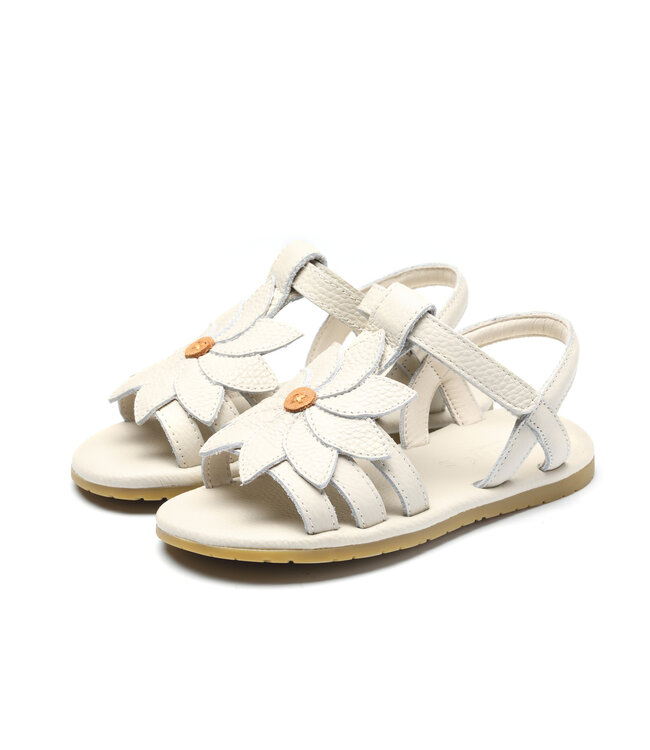 Donsje Iles fields daisy off white leather