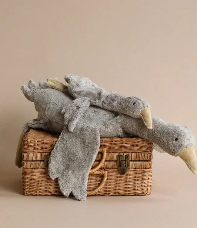 Cuddly animal goose large grey