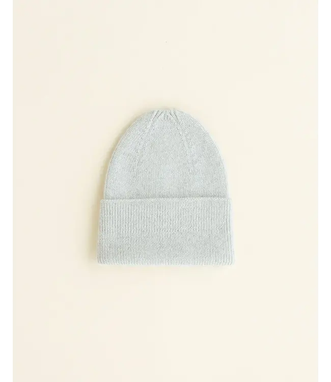 hvid beanie fonzie light grey