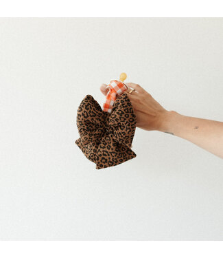 Atelier Pomme Atelier Pomme put a bow on it leopard