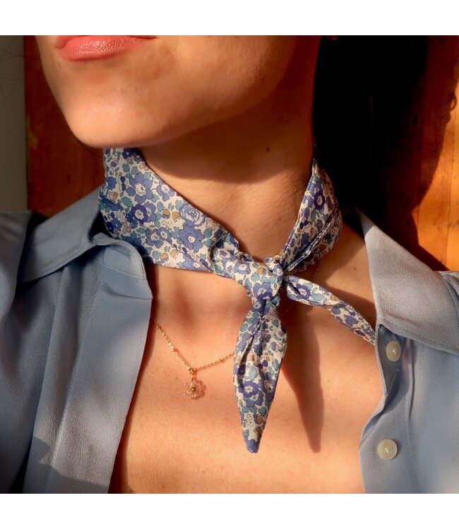 LOVEissue Twilly scarf | Blue bouquet