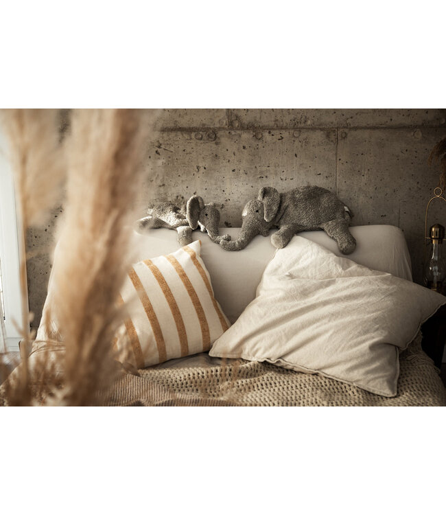 Cuddly animal Elephant