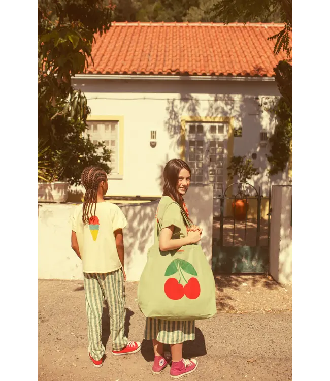 t-shirt light yellow w/ beach bar print
