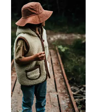 We are wovens wollen bodywarmer hood flat white caramel