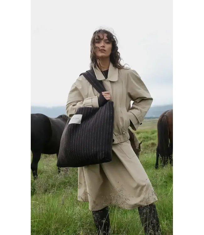 flannel chalkstripe Mom bag brown