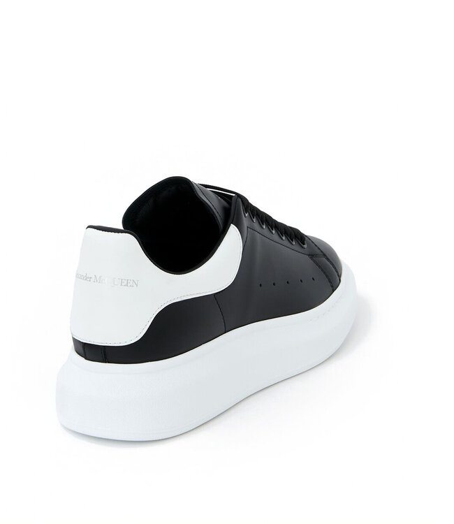 Alexander McQueen Oversized Sneaker Larry-Black/White