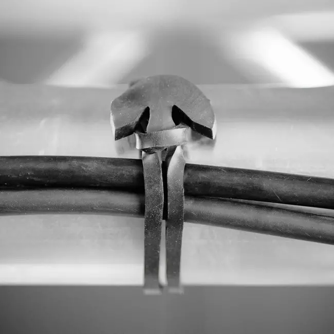 TD47 T-Fix Rubber Cable Tie 11cm