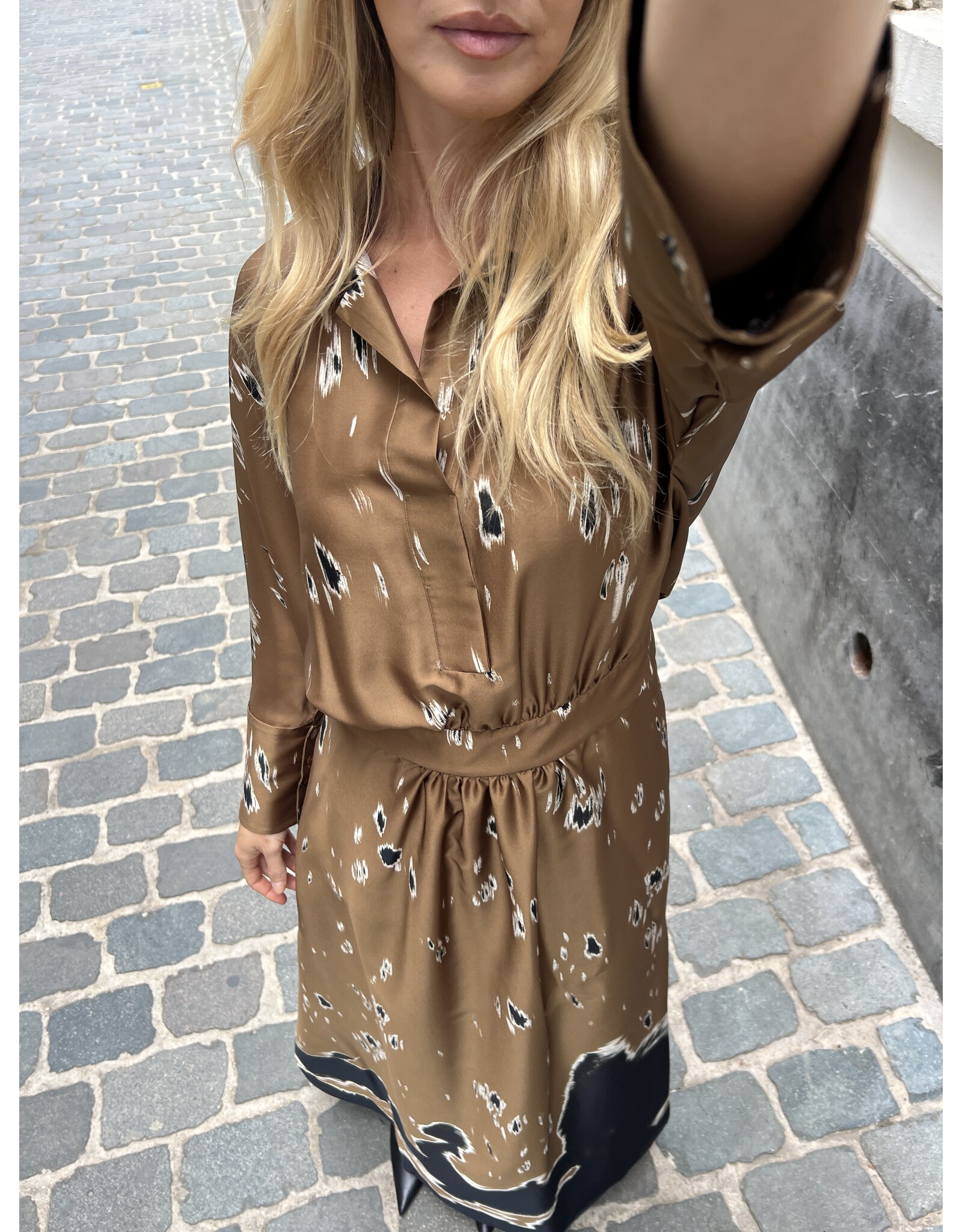 Natan Lang kleed Natan Delica print camel