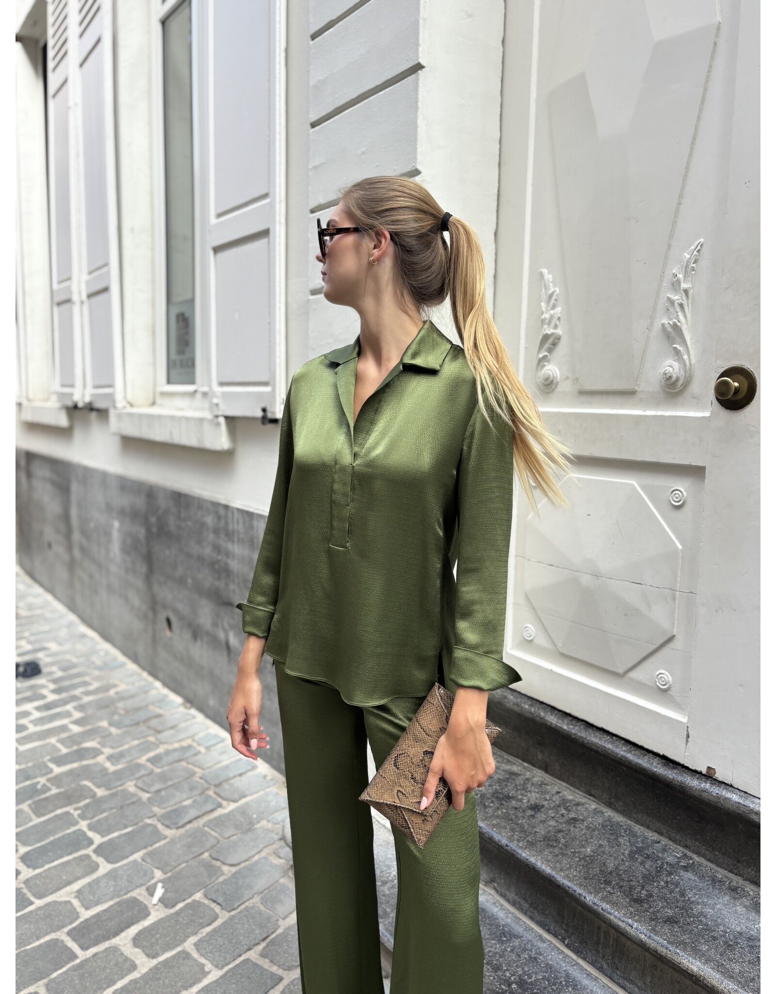 Natan Bloes Natan Dira bladgroen