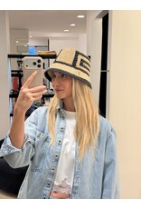 Patrizia Pepe Hoed P Pepe raffia naturel/zwart