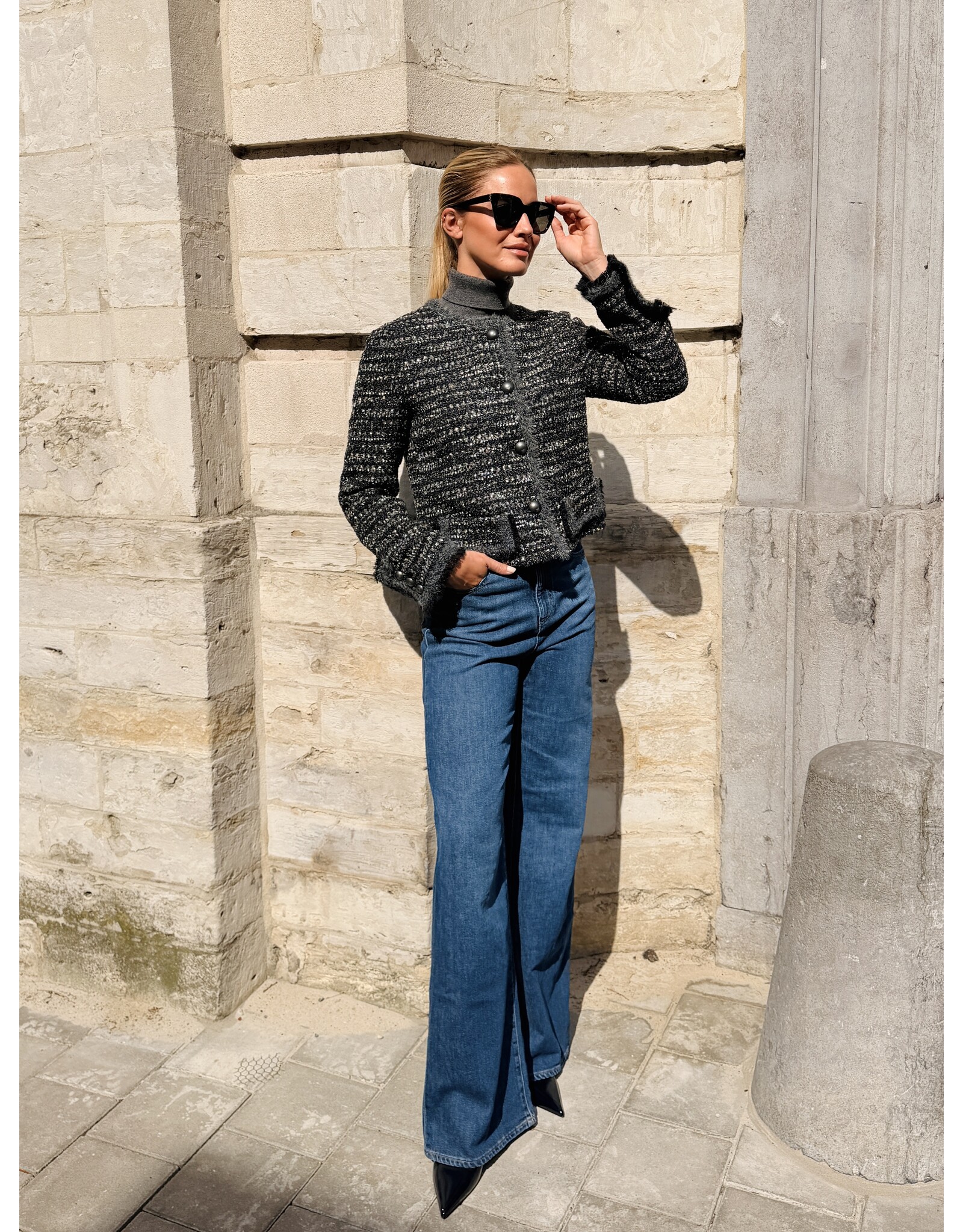 Emporio Armani Korte Chanel-look vest E Armani donkergrijs