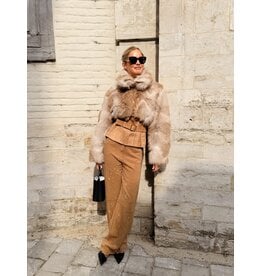 Elisabetta Franchi Korte vest E Franchi pels camel