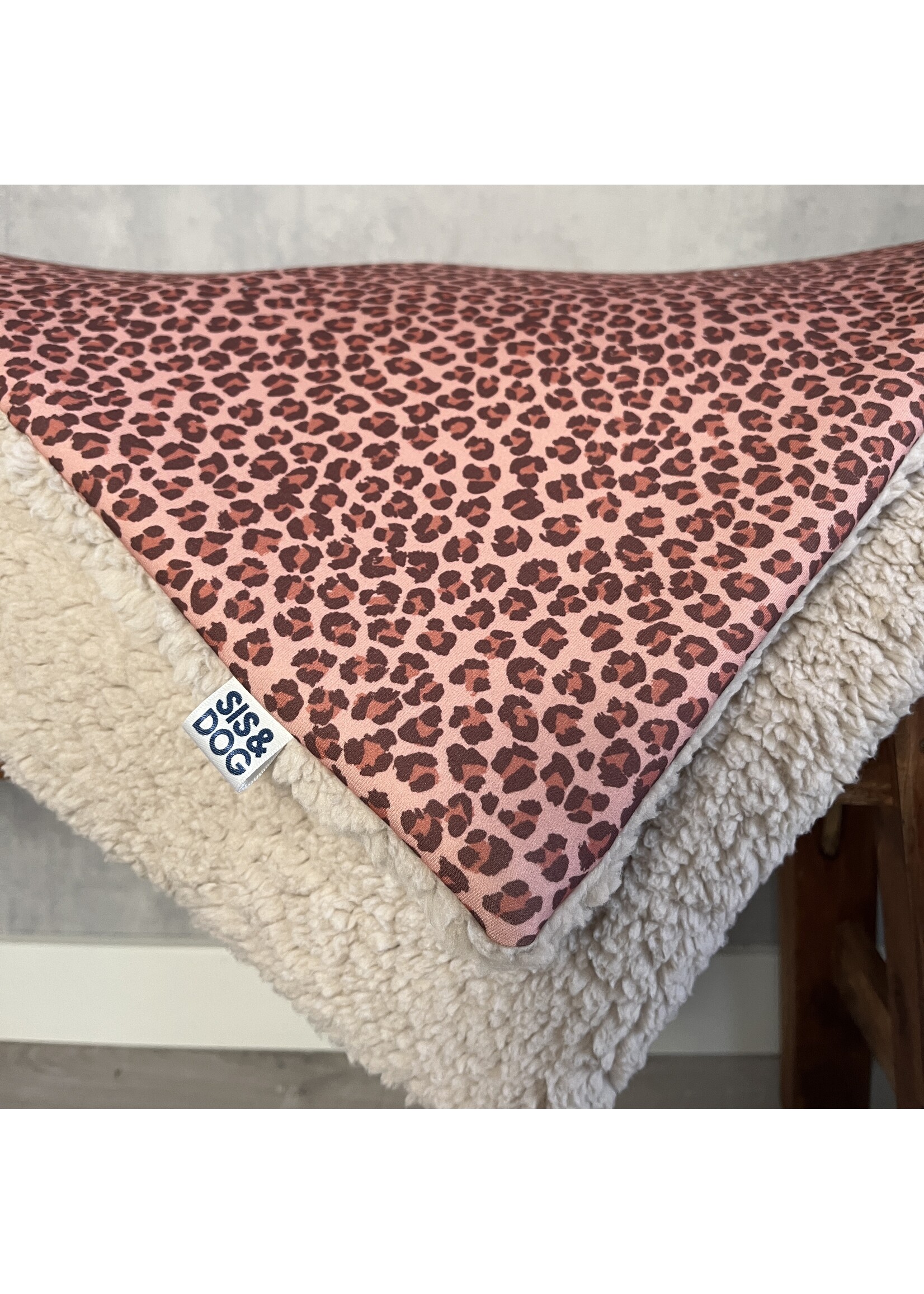 Wild thing sofa blanket