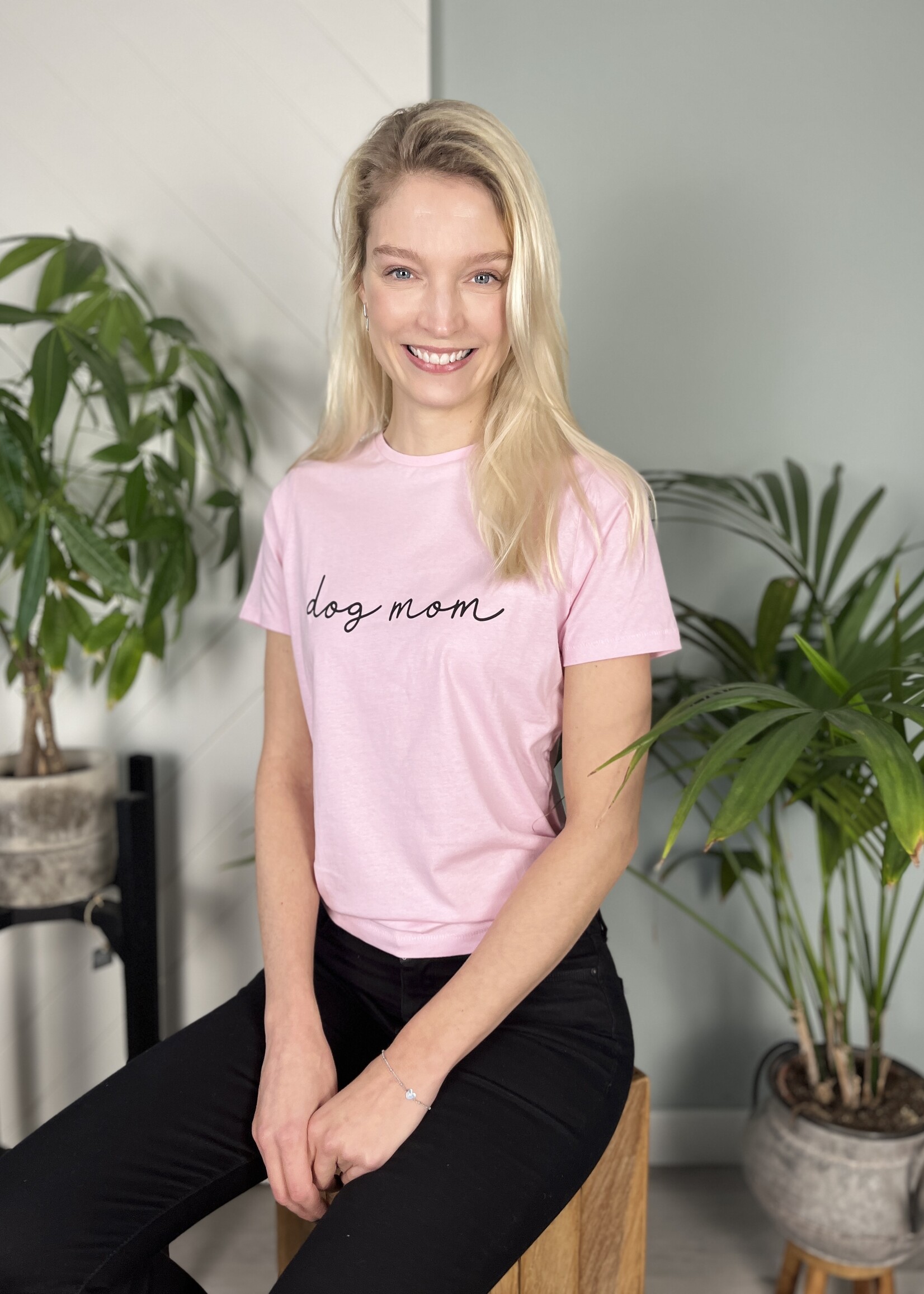 Pink dog mom (small)