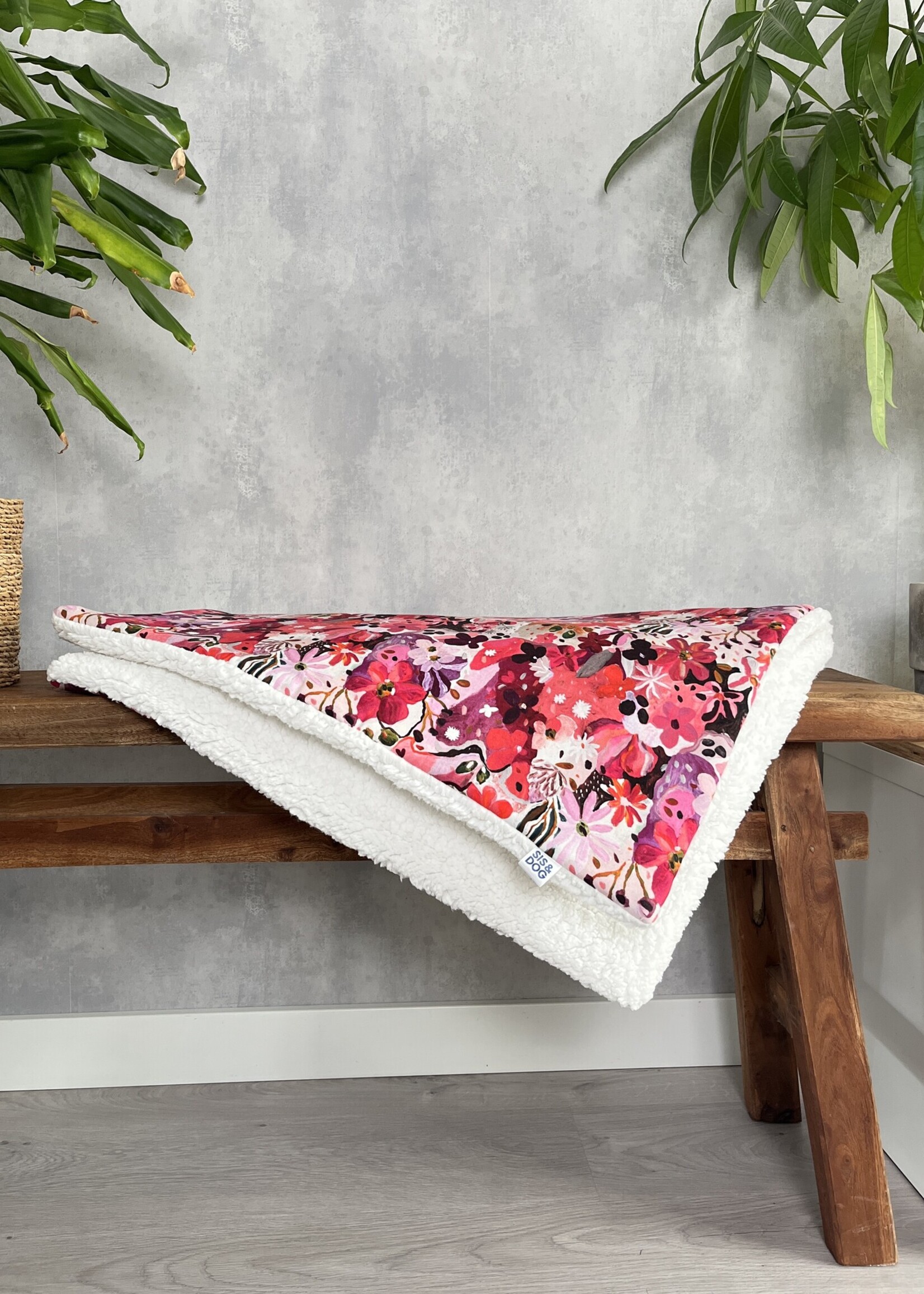 Flora dog sofablanket