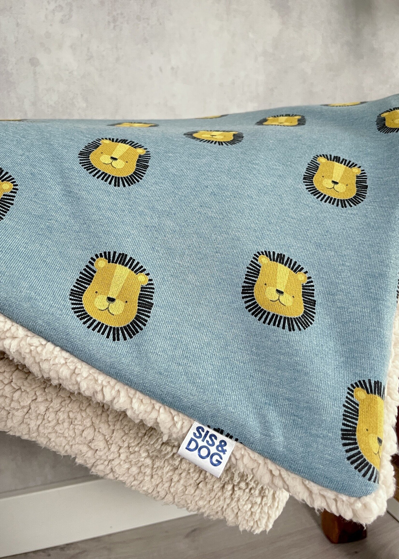 Lion dog sofablanket