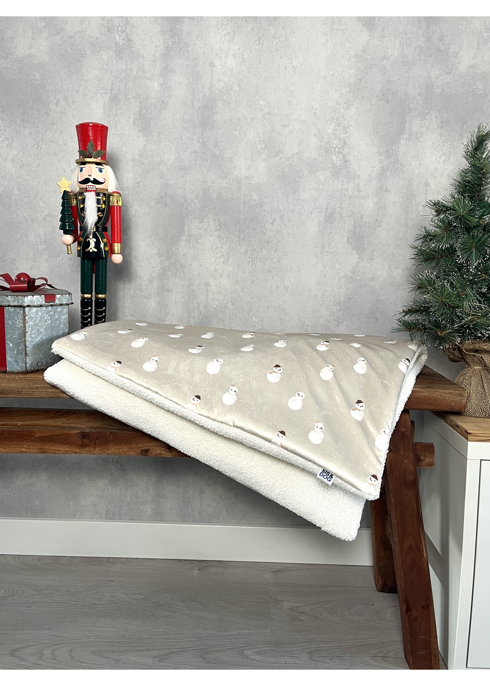 Snowman dog sofablanket