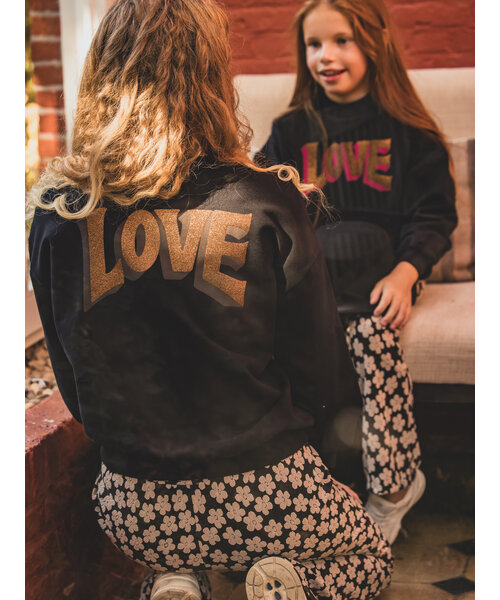 LXS the female concept .