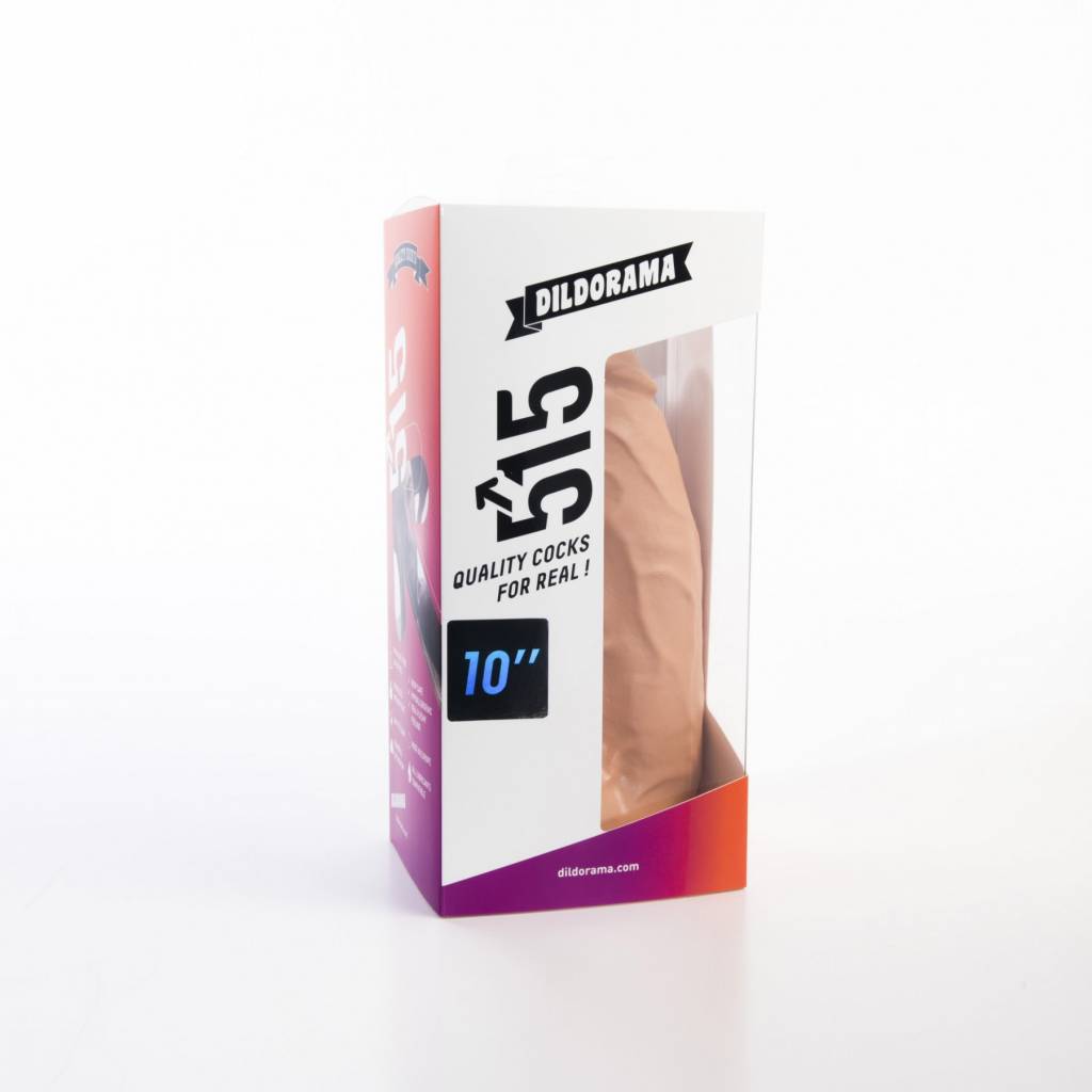 Dildo 18 cm x 6 cm met zuignap – zwart & vleeskleur