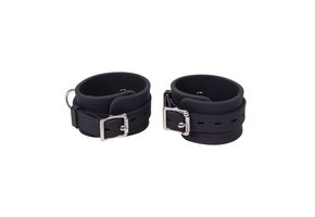 Deluxe Luxury Silicone Anklecuffs with Silver Buckle | Kiotos