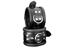 Ankle cuffs 6.5 cm Black - Sturdy Leather, D-Ring & Studs